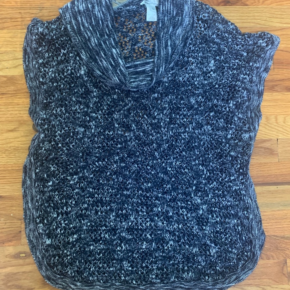 Dressbarn blue/white poncho